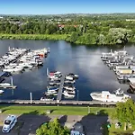 Bateau-hôtel House Boat Antigua 4*
