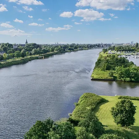 Botel House Boat Antigua 4*