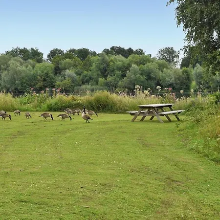 보트호텔 House Boat Antigua 4*